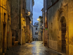 비가 들이치는 꿈 해몽