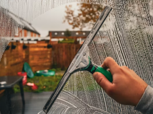 창문 닦는 꿈 해몽